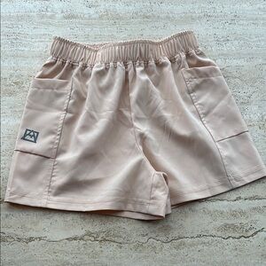 🆕 NWOT Outdoor Supply Beige Elastic Waist Shorts size 4 years